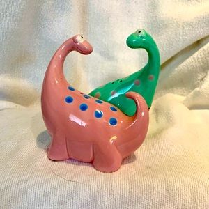 Vintage dinosaur S/P set. Fits and Floyd brand